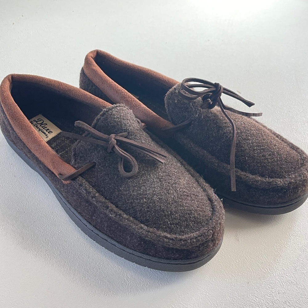 Dearfoams Men's Dark Brown Loafers size 9-10